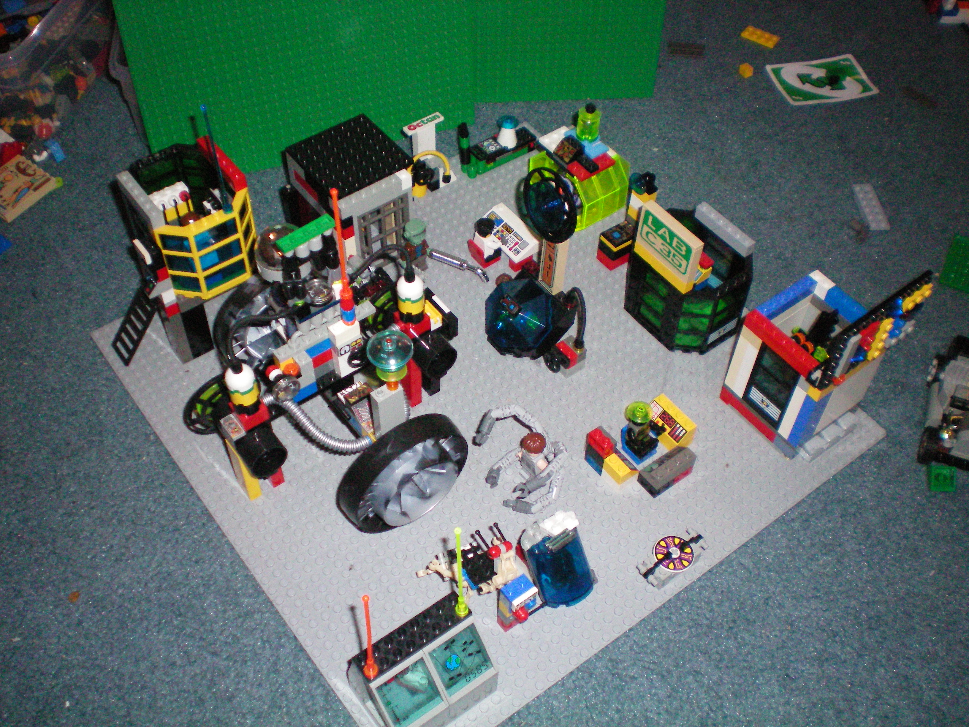 lego_laboratory.jpg