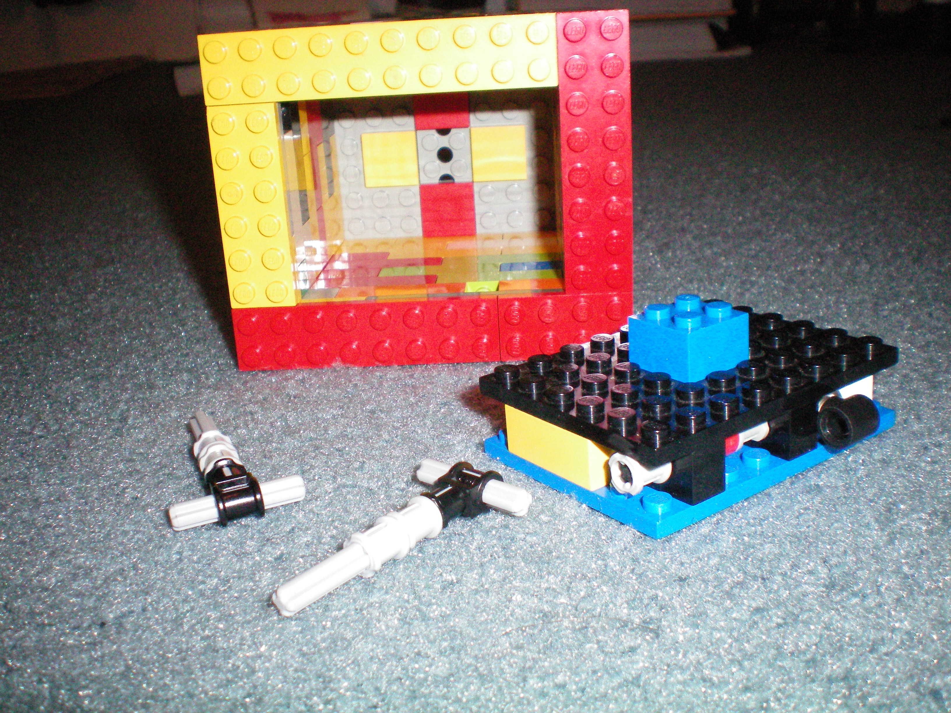 lego_spring_puzzle_box_open.jpg