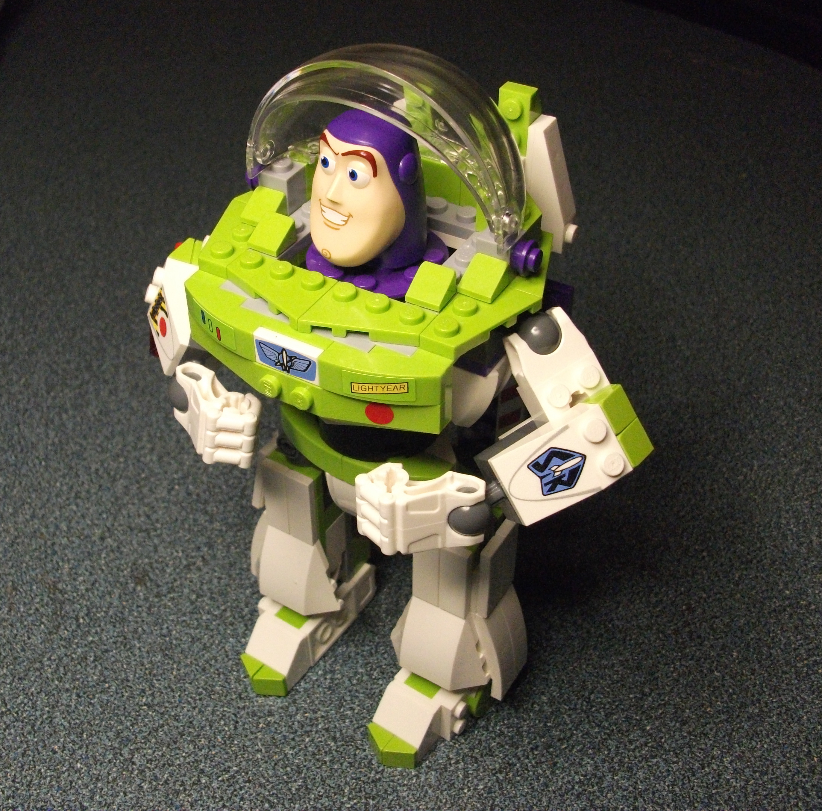 7592_buzz_lightyear_a.jpg