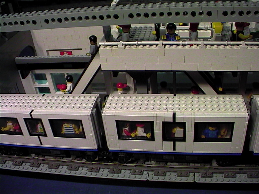 metroplatfom.jpg