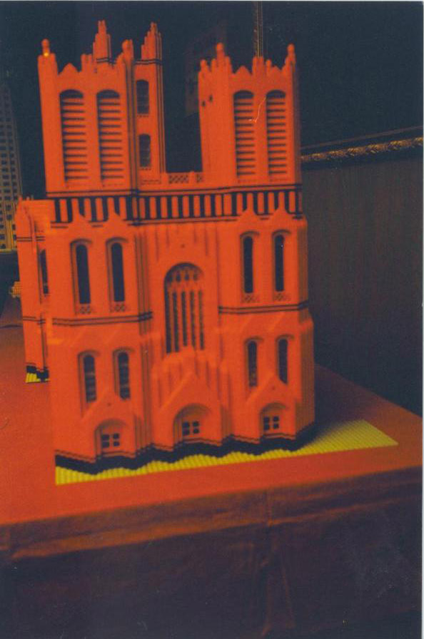 legocathedral3.jpg