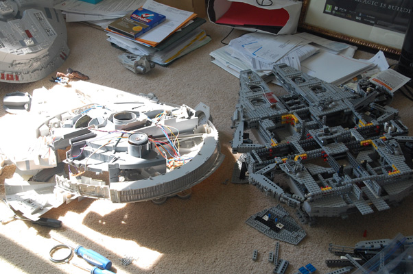 02_disassemble_10179_moc.jpg