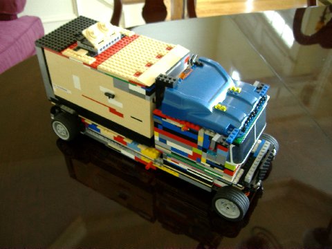 legocontainertruck_1.jpg