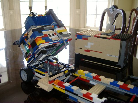legocontainertruck_2.jpg