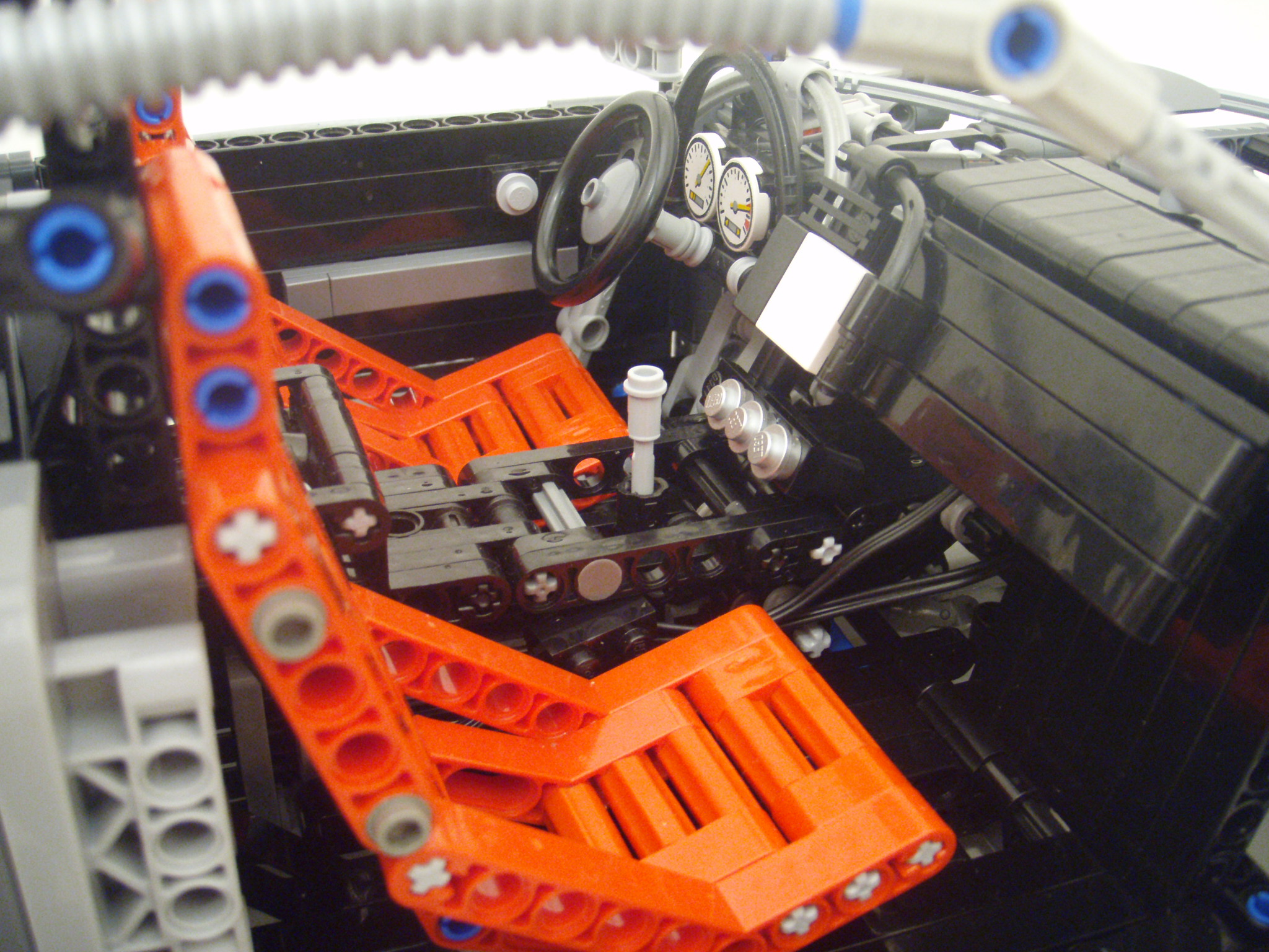 audi_r8_interior.jpg