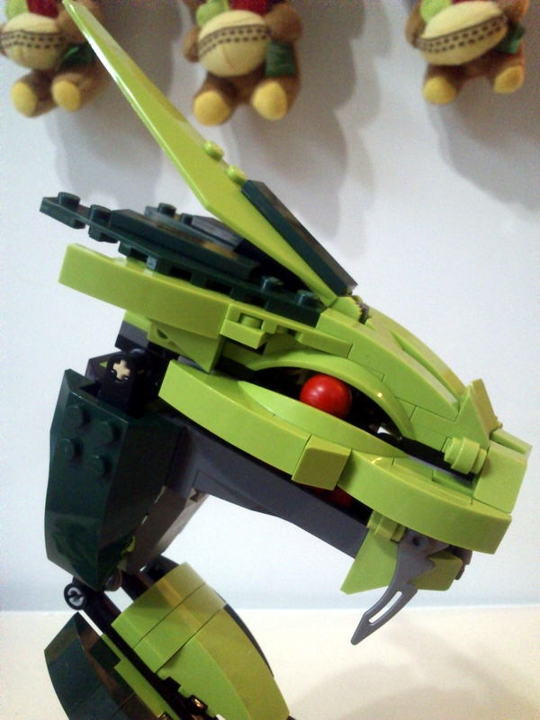 moc_head_side_view.jpg