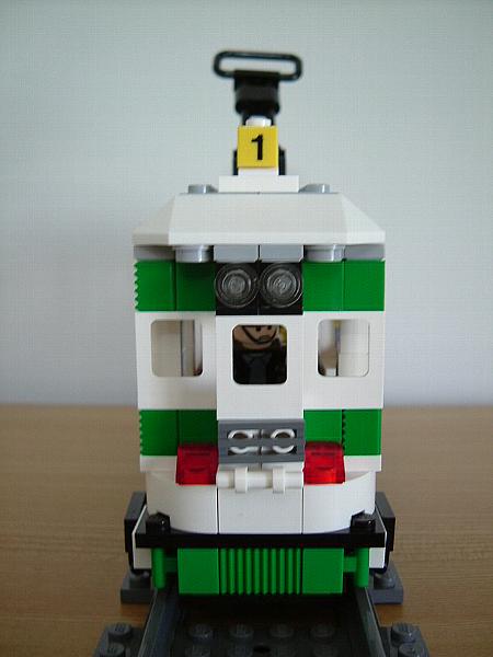 tram-mae.jpg