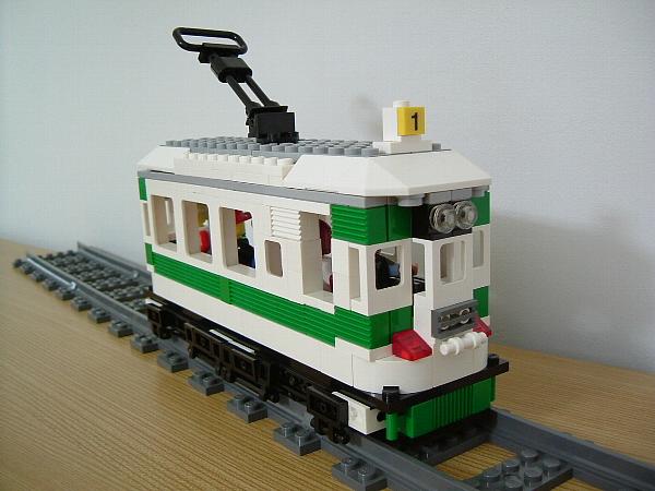 tram-naname2.jpg