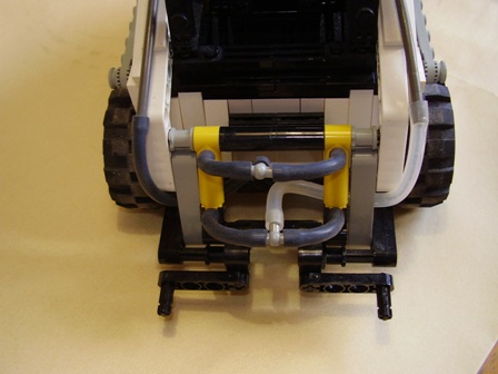 front_2.jpg
