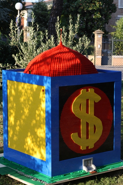 a_money_bin_3.jpg