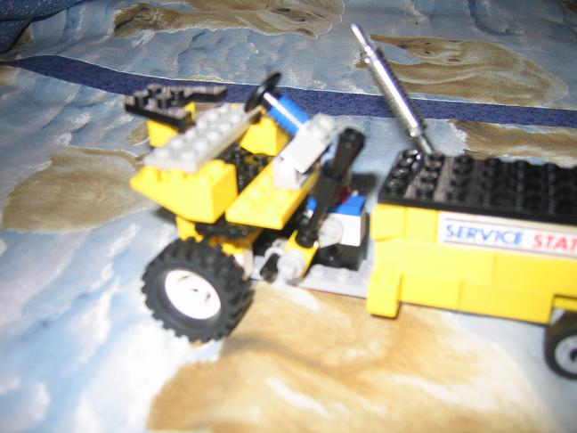 lego_lawnmower_003b.jpg