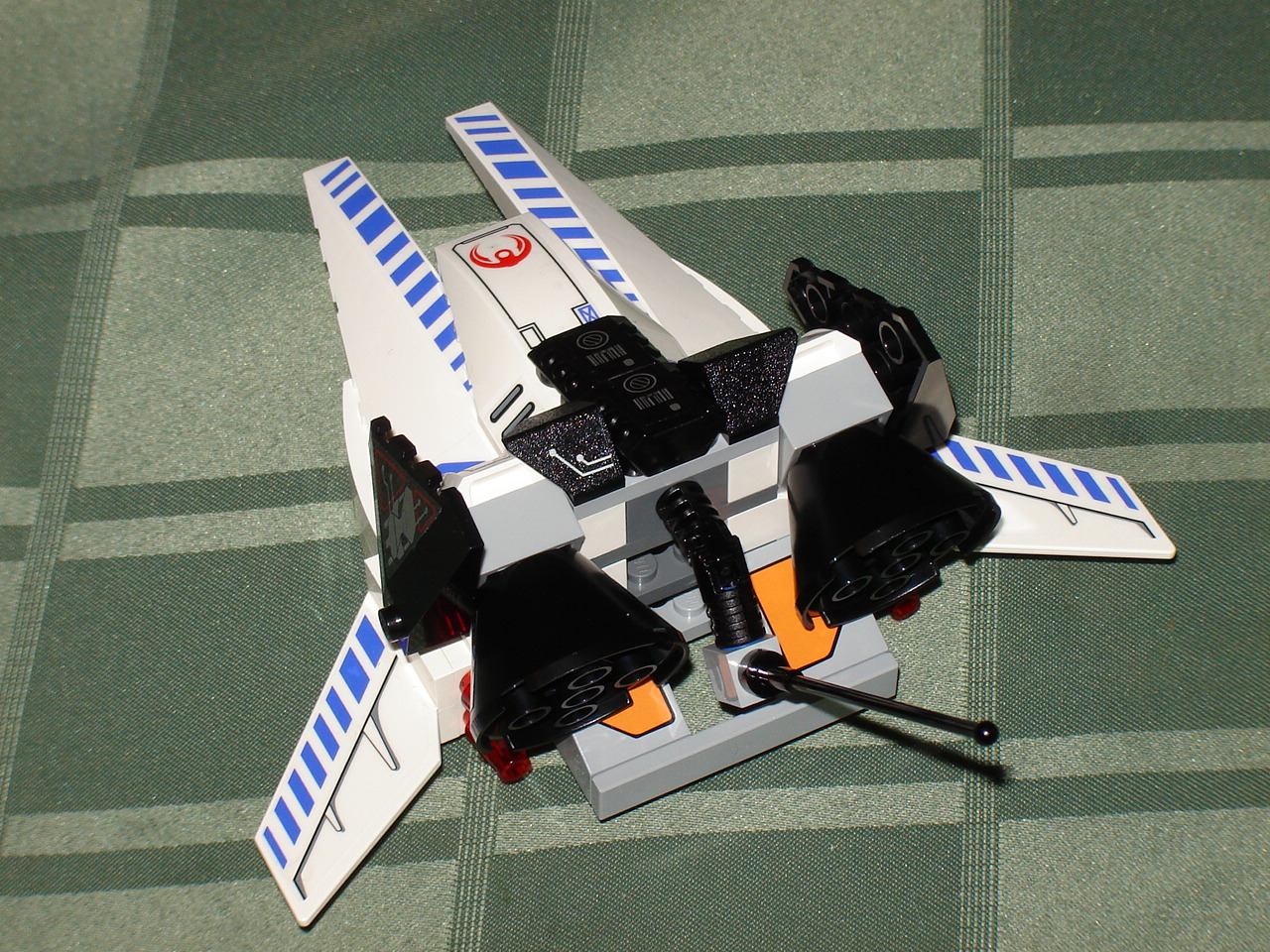 lego-exodrone-03.jpg