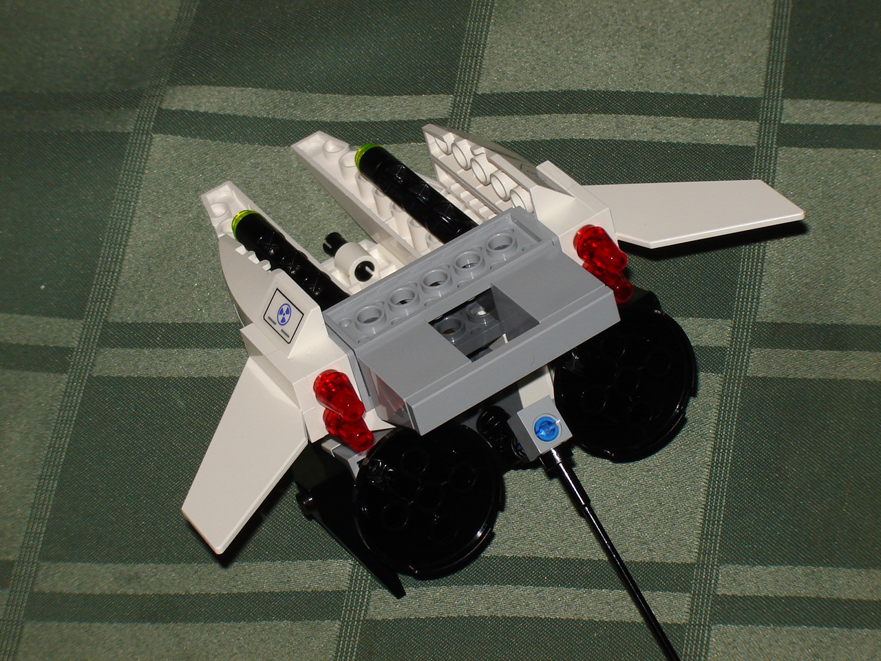 lego-exodrone-04.jpg