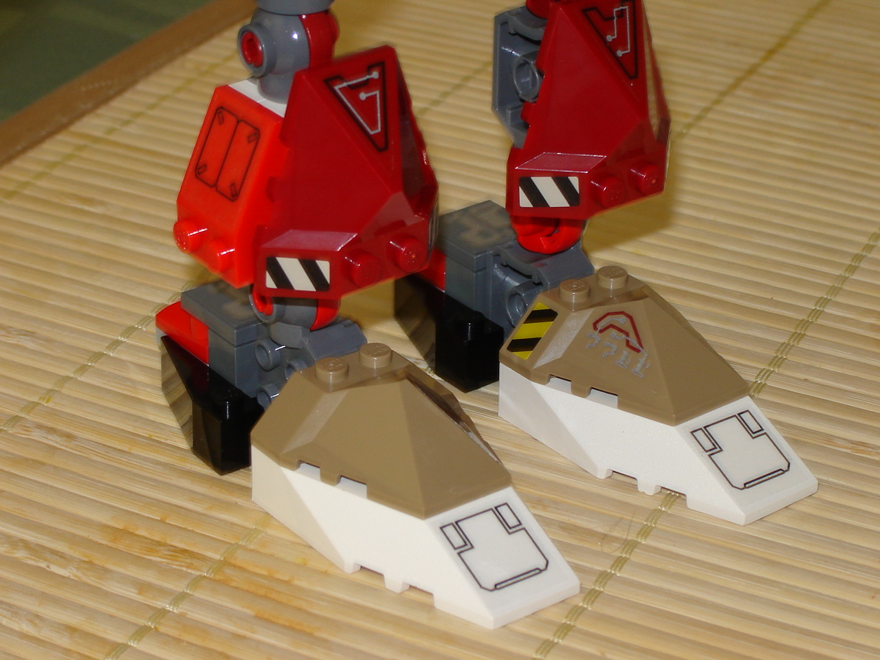 lego-goyle-07.jpg