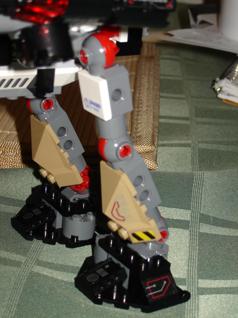 lego-greyhound-04.jpg
