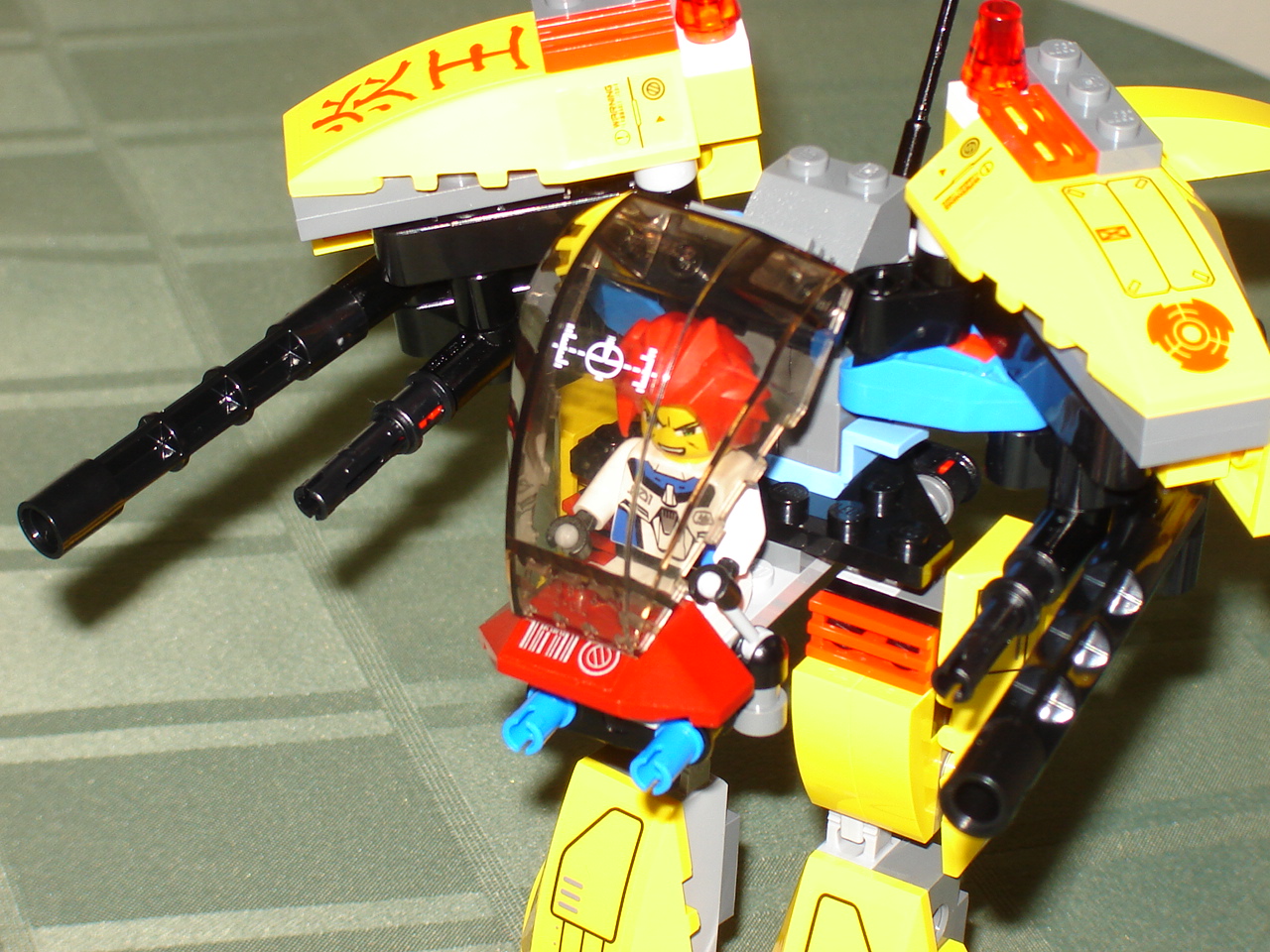 lego-nova-02.jpg