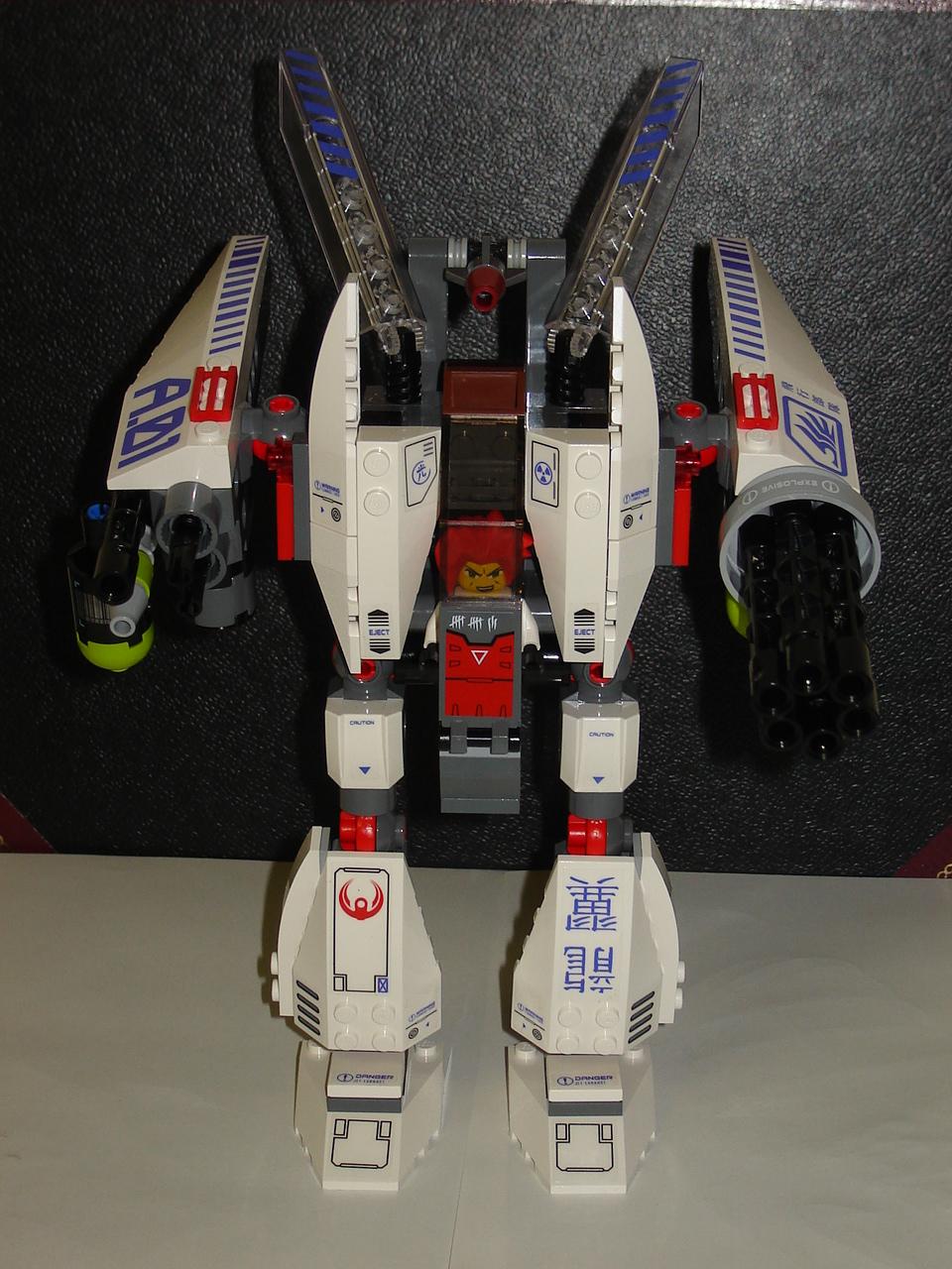 lego-shadow-01.jpg