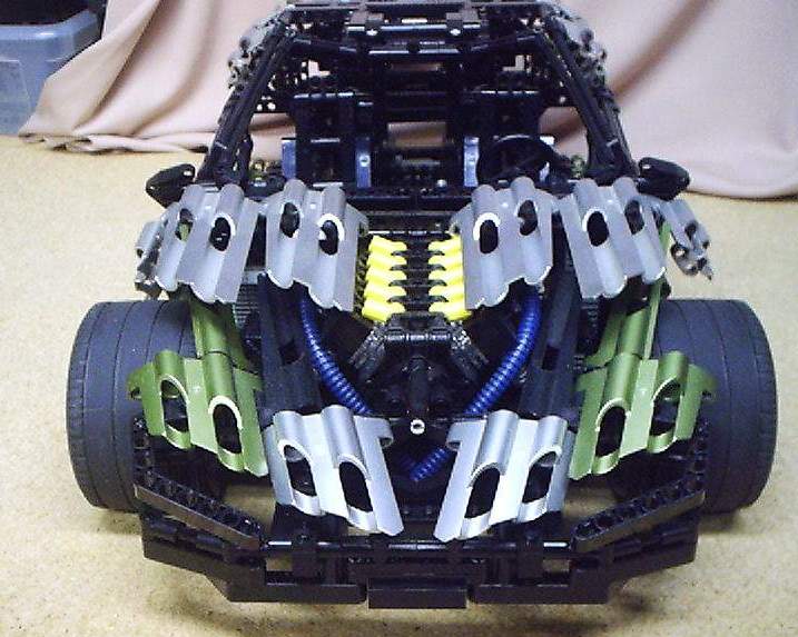 20804tech04.jpg