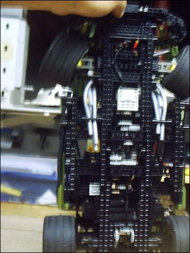 727032tc06.jpg