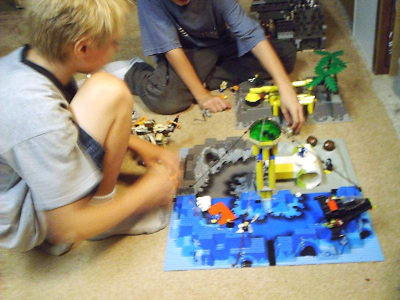 90603play06.jpg