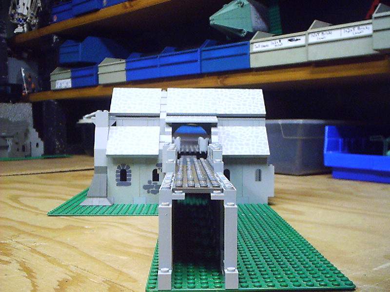 53104cw05.jpg