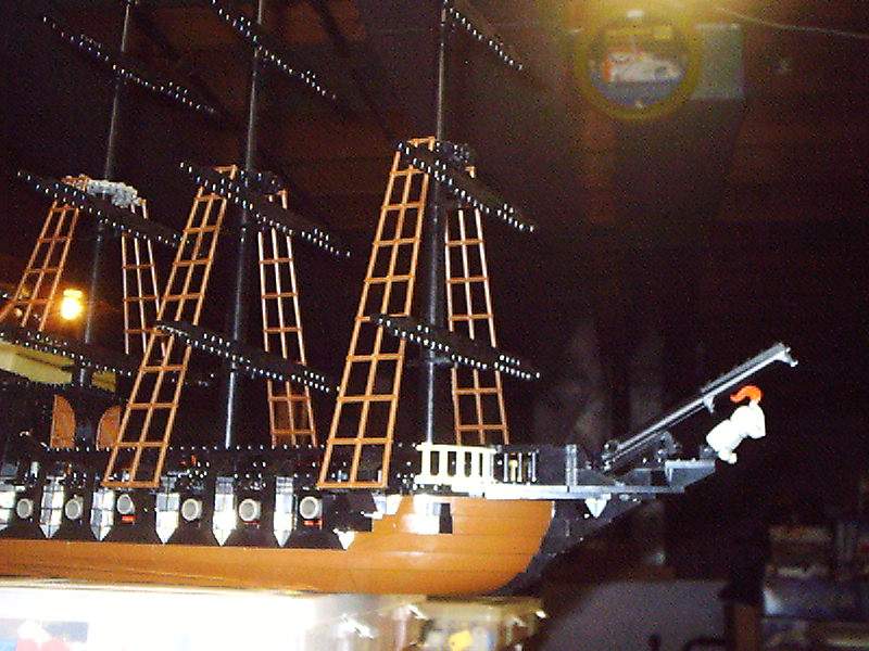 ship7103_03.jpg