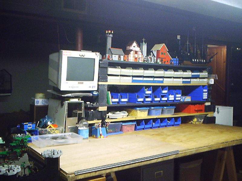 101003stor09.jpg