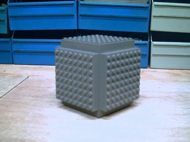 25mar05cube1.jpg