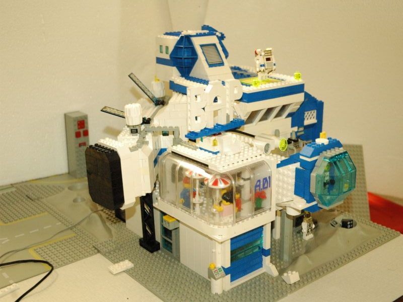moonbase003.jpg