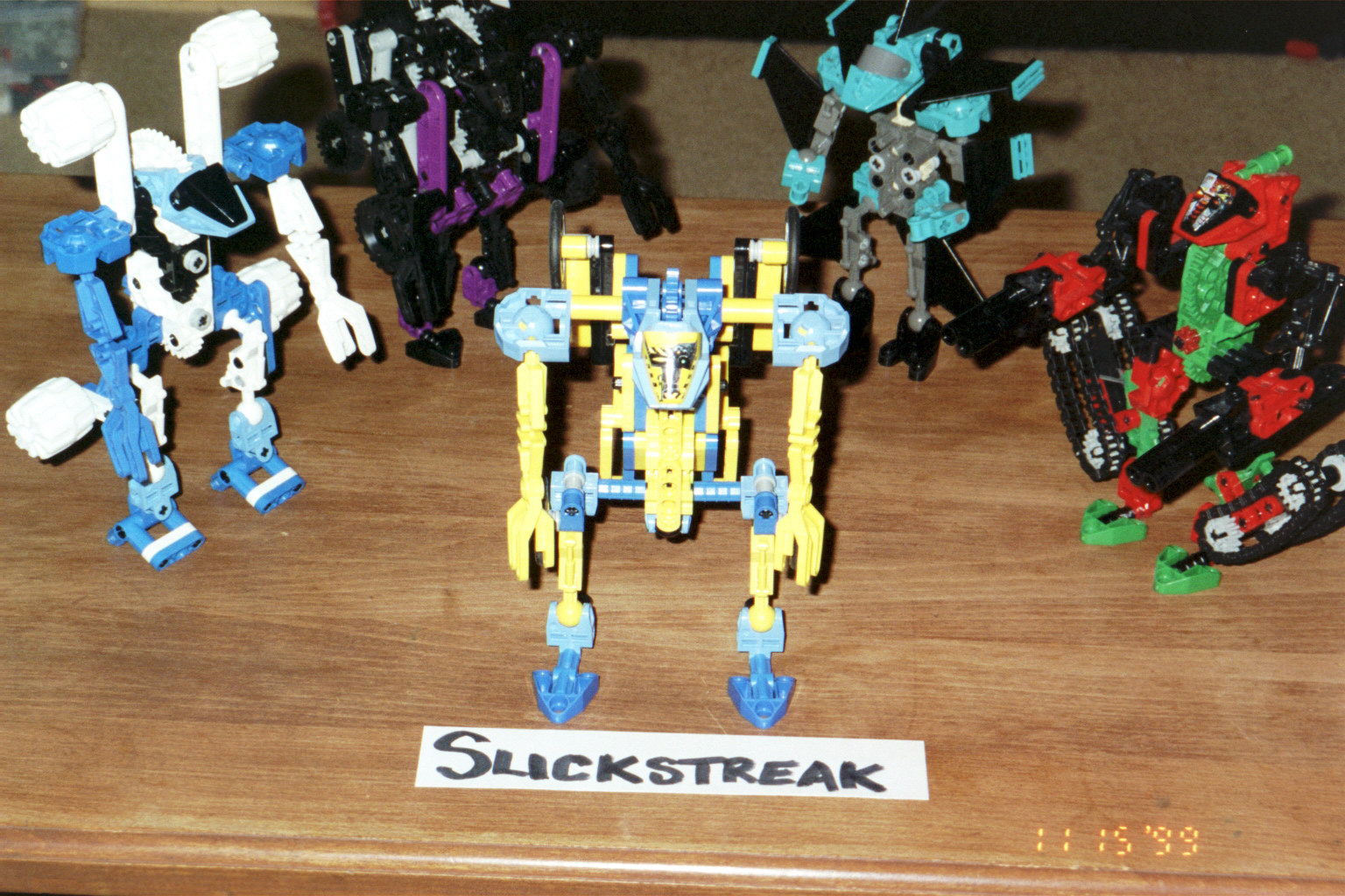 throwmaster_slickstreak_robot_mode.jpg