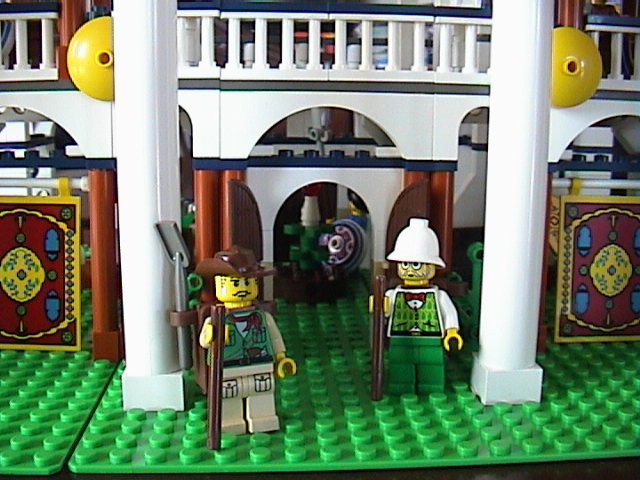 palace7frontdoor.jpg