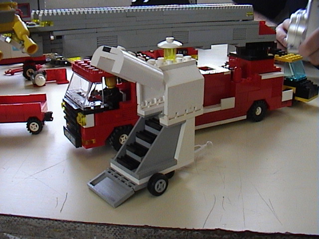 moc4.jpg