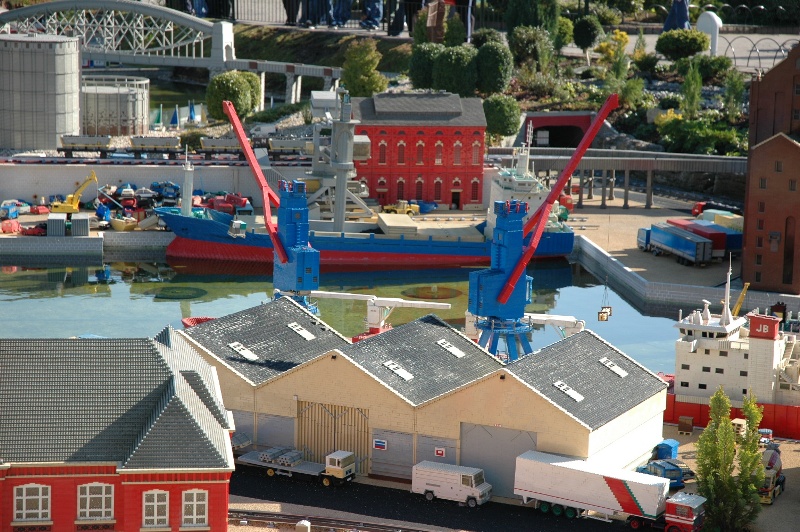 145.jpg