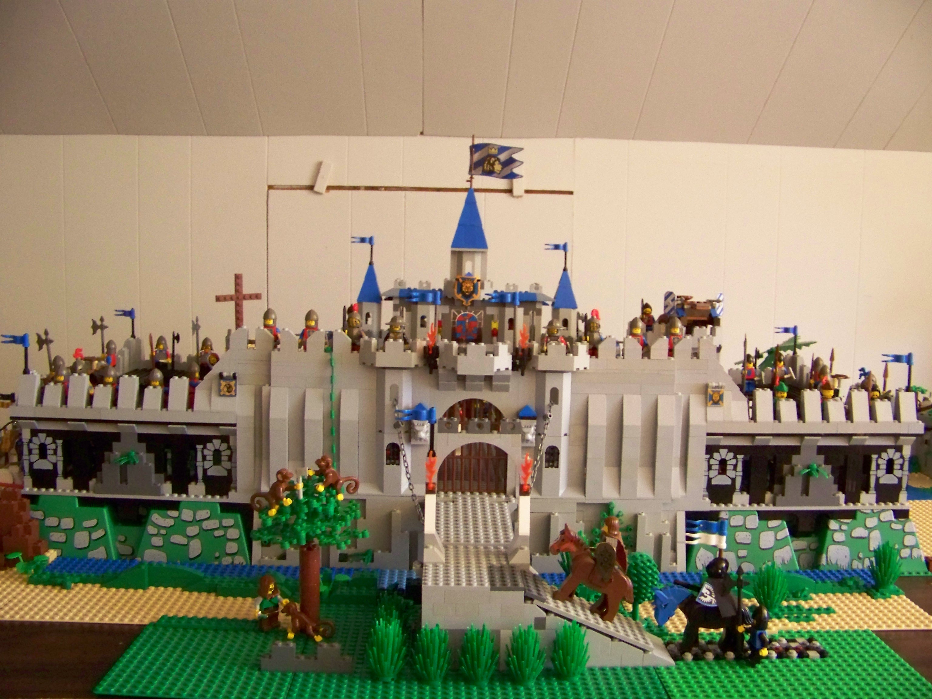 a-king-leos-great-castle.jpg
