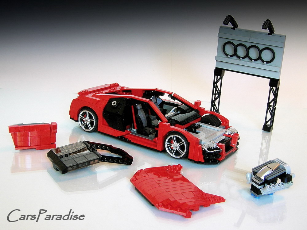 12audi_r8.jpg