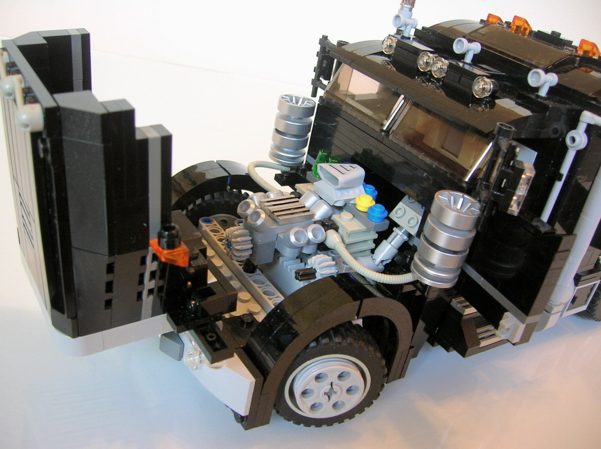 model_team-american_style_truck_engine.jpg