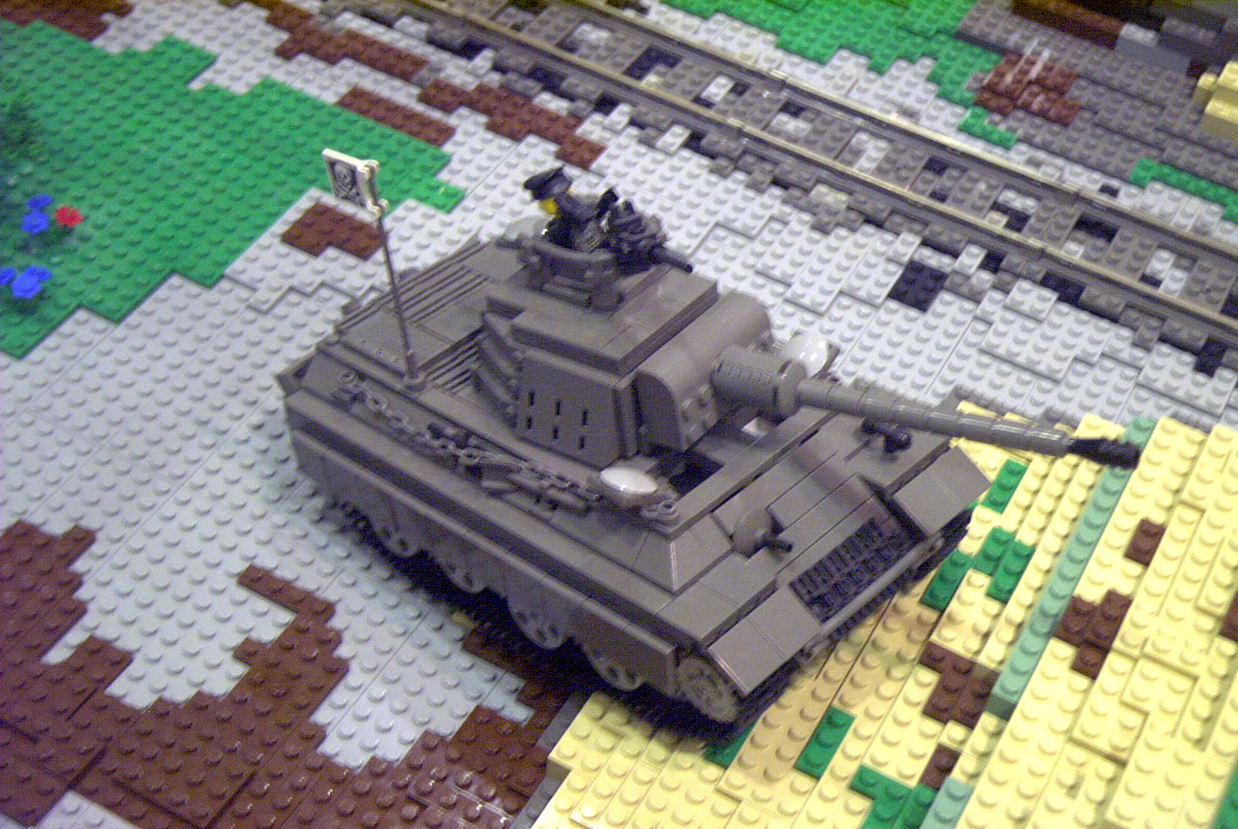 tank002.jpg