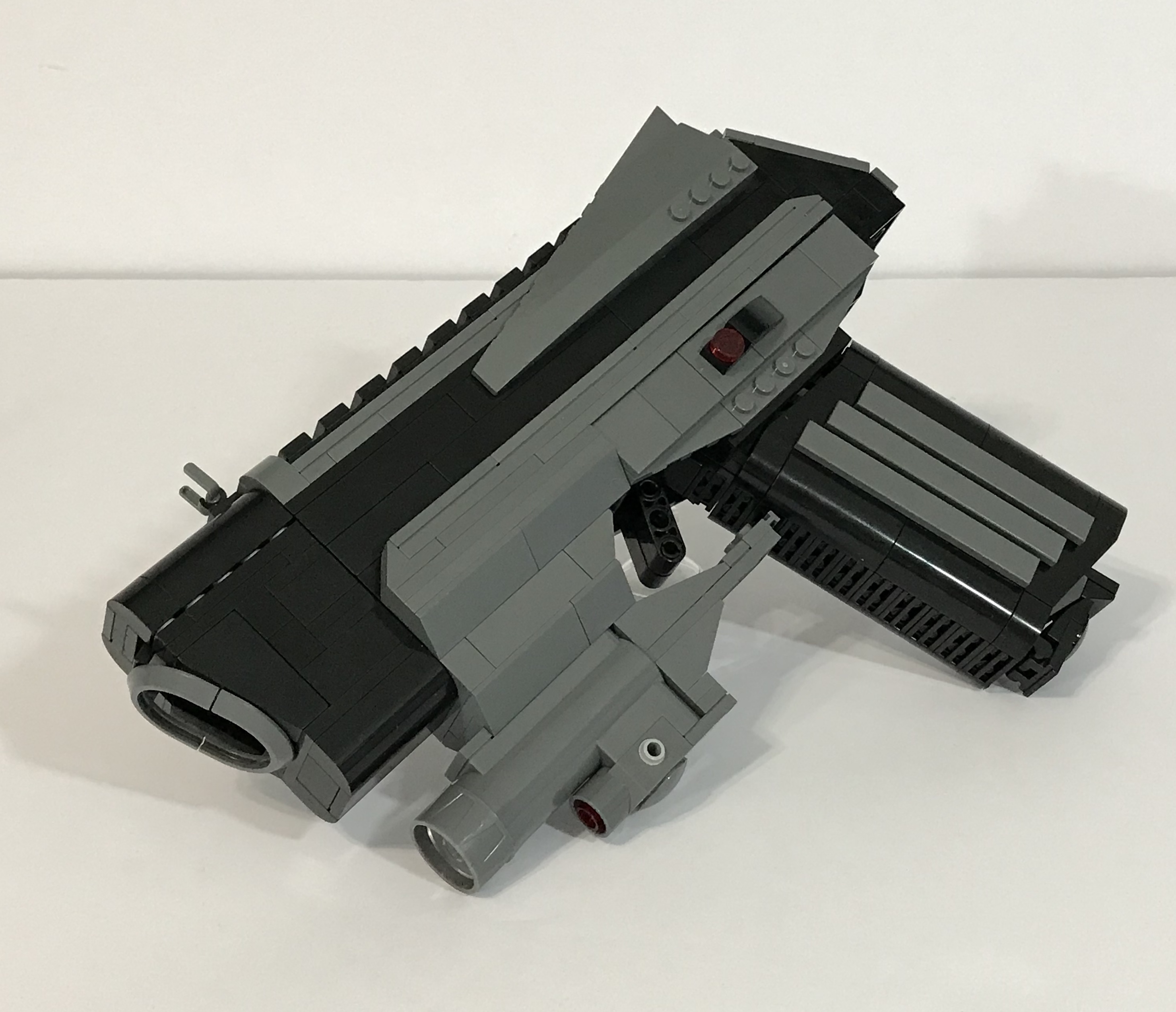 gun_01.jpg