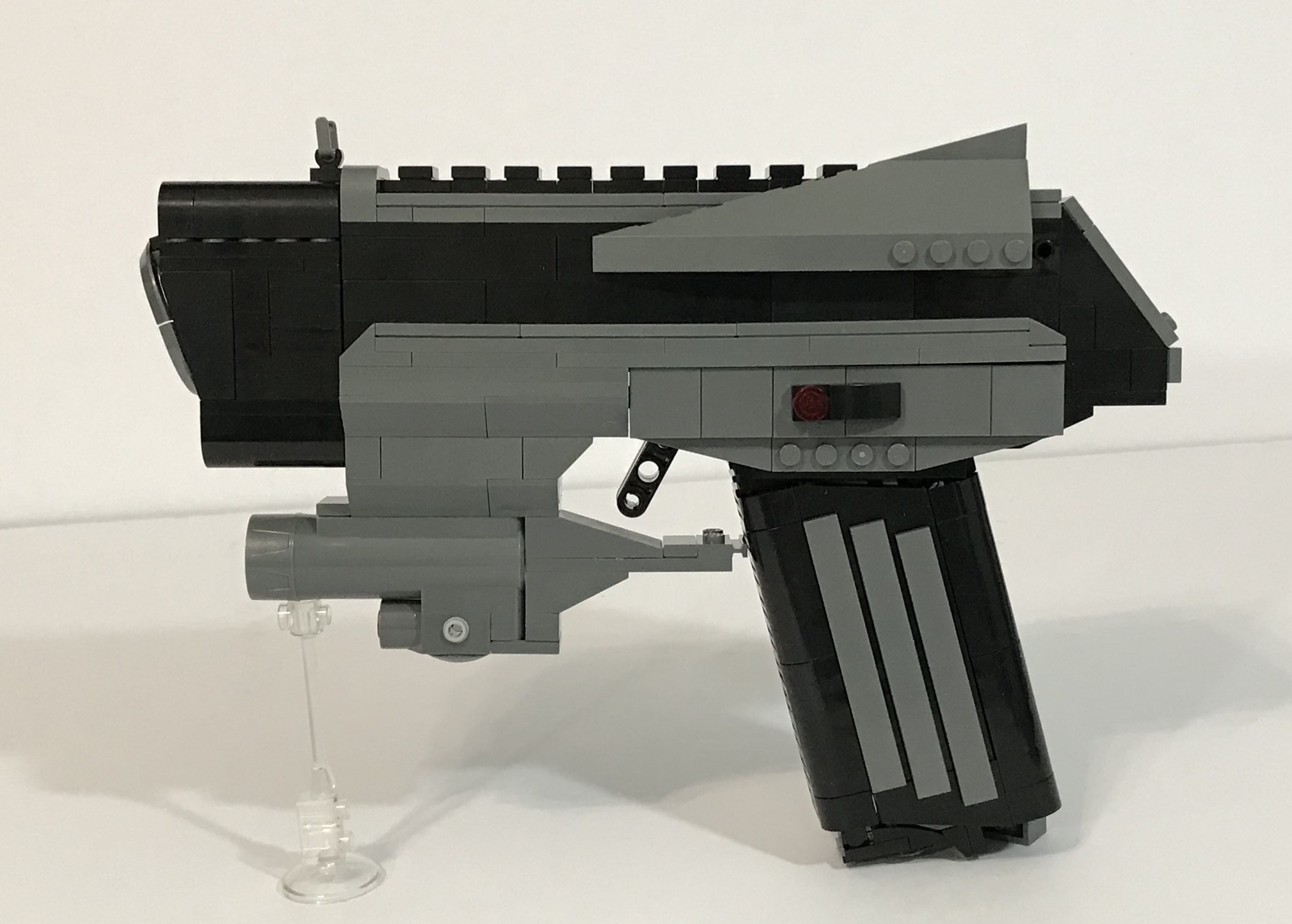 gun_02.jpg