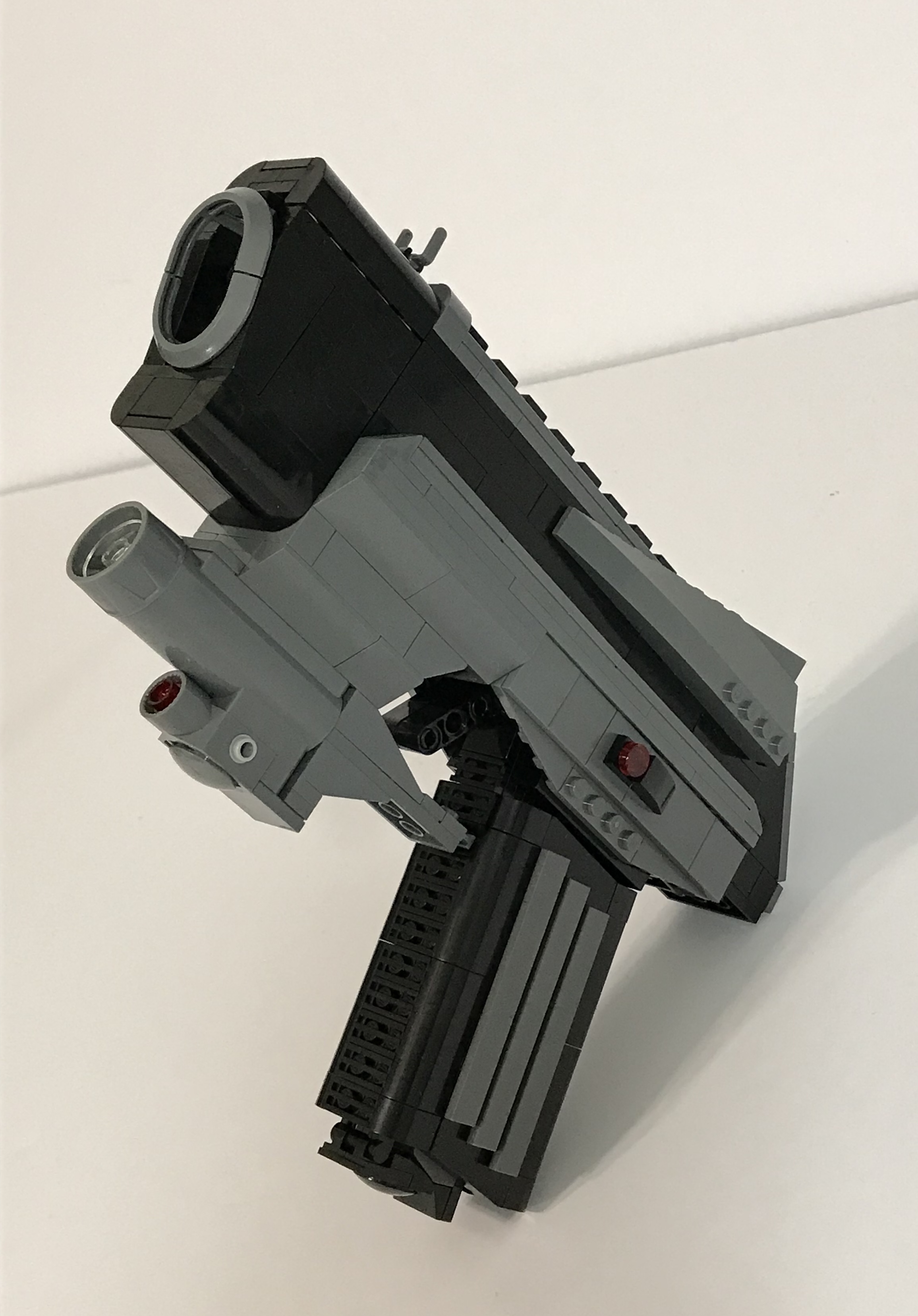gun_04.jpg