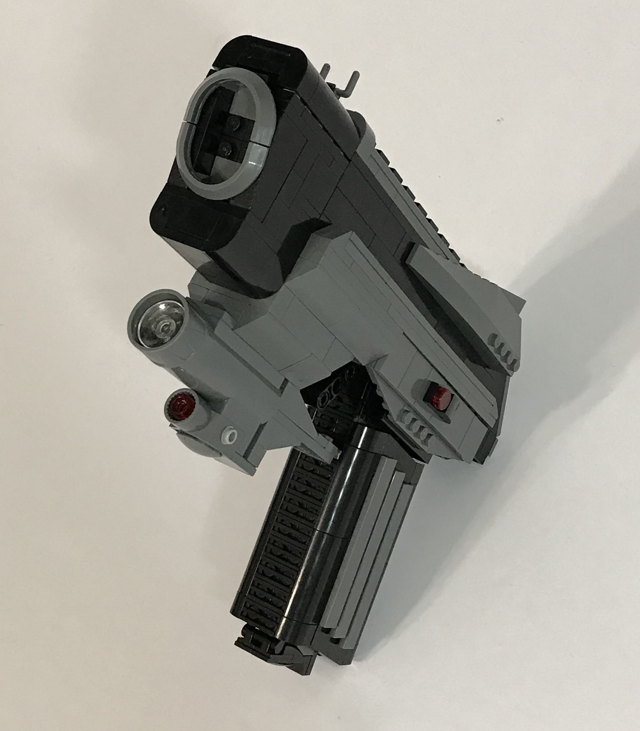 gun_05.jpg