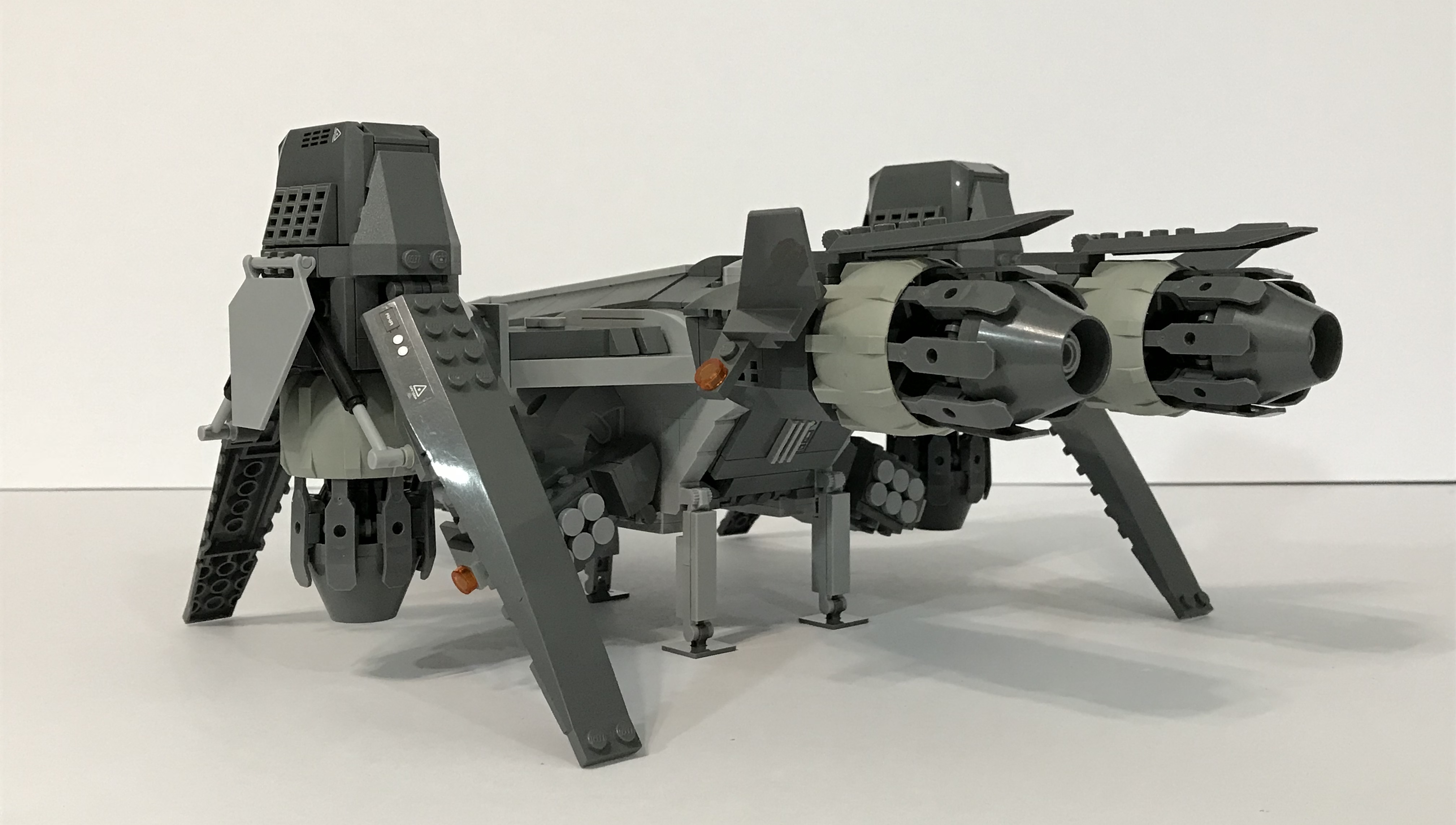 landed_05.jpg