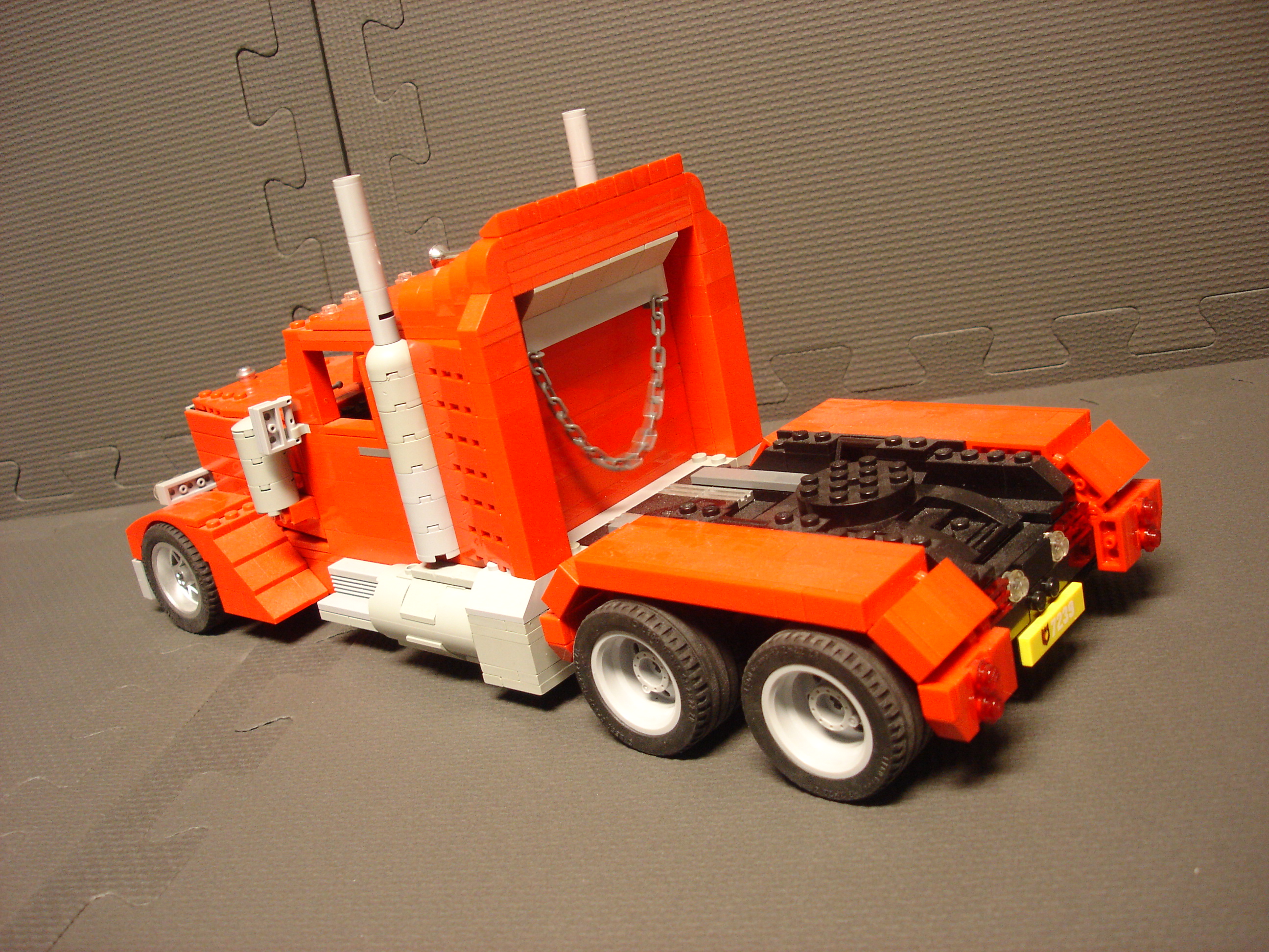 peterbilt_03.jpg