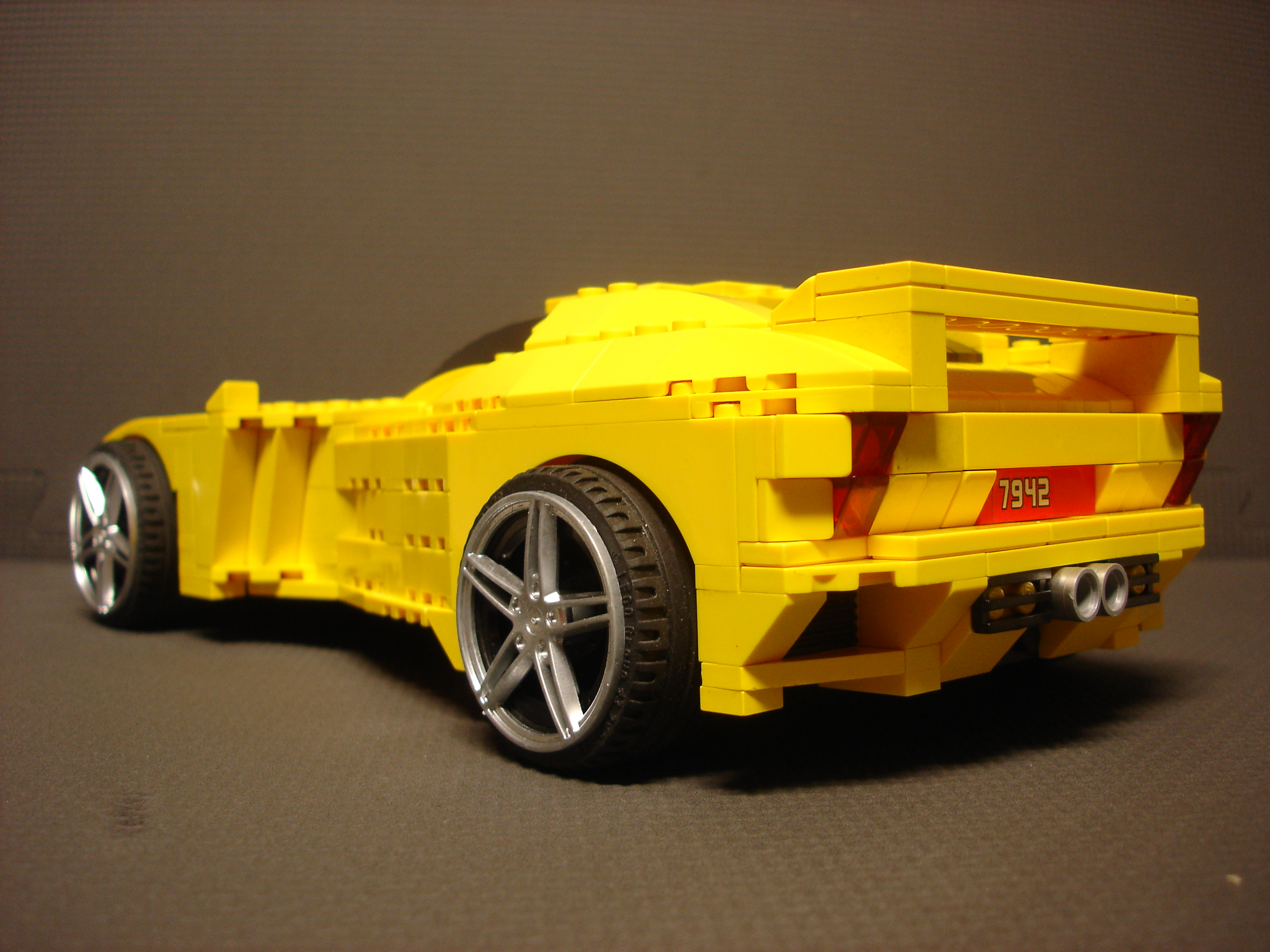 yellow_05.jpg