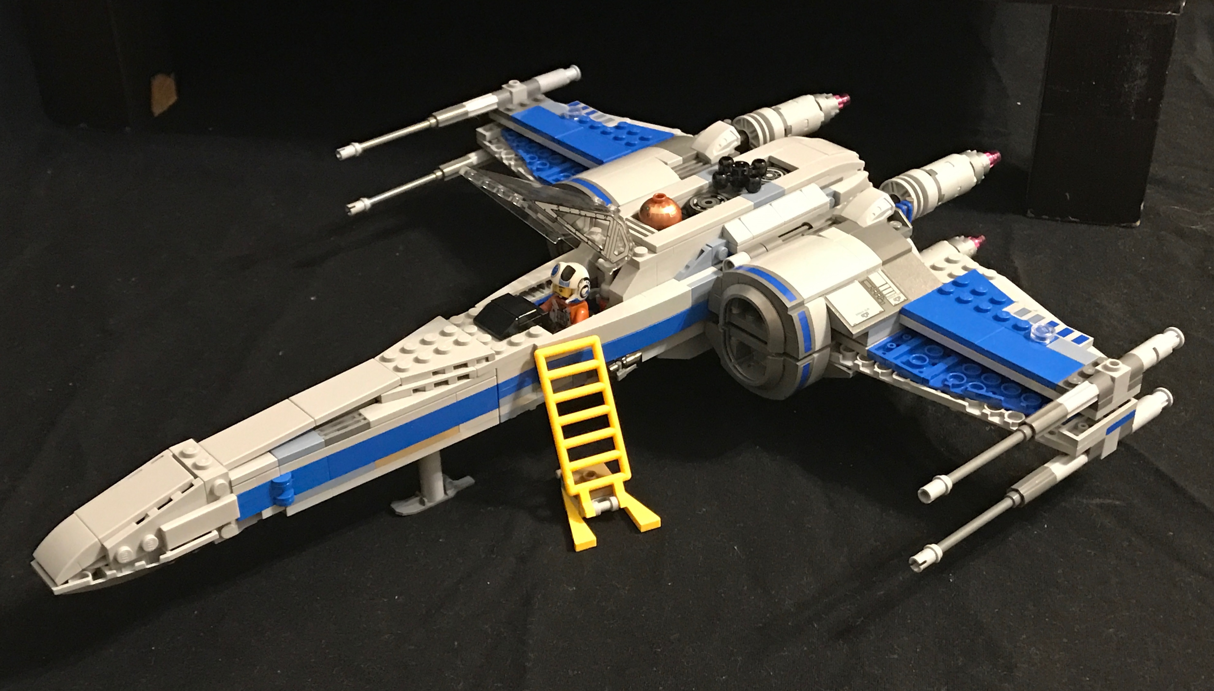 blue_01.jpg
