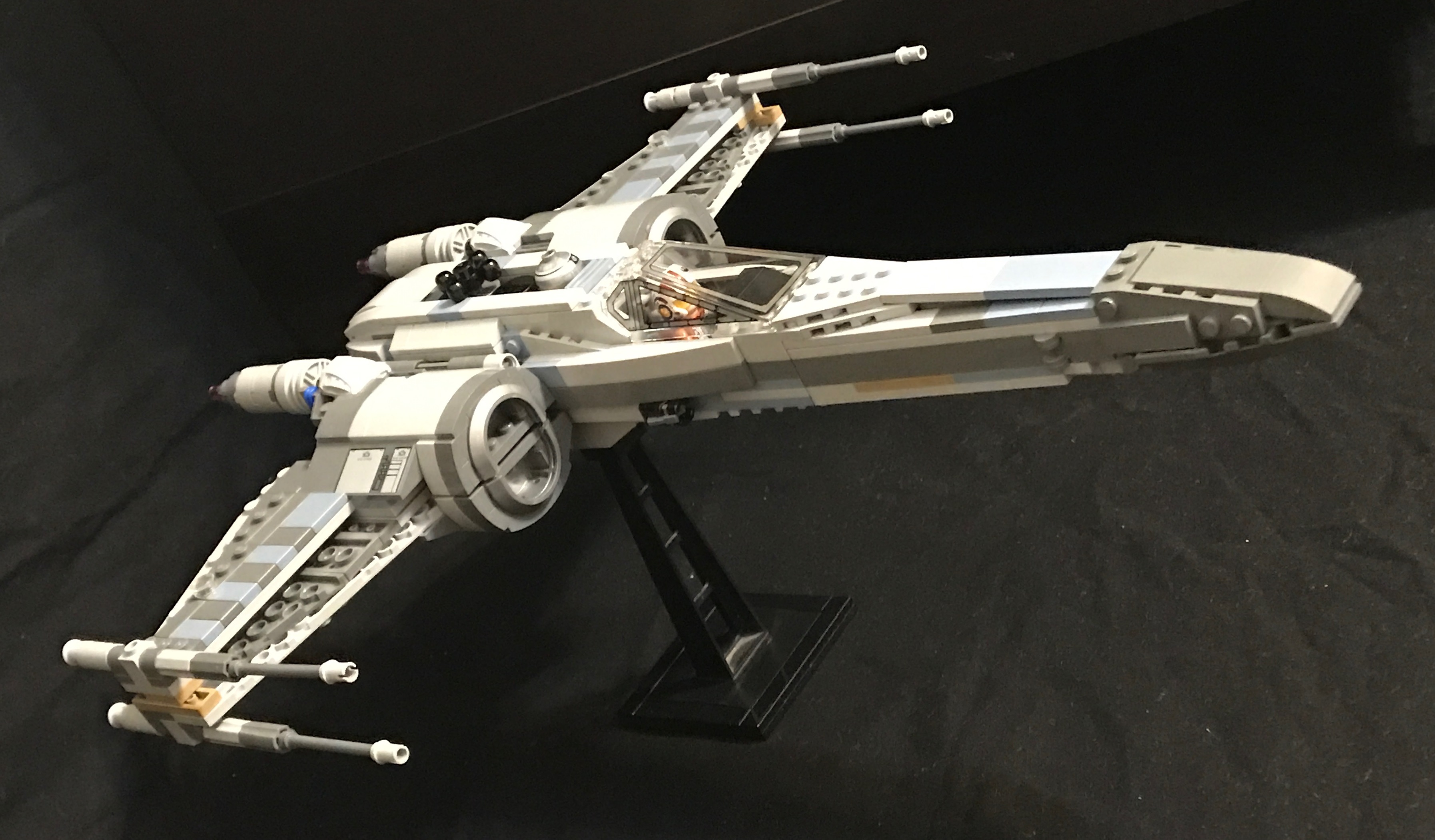 grey_03.jpg