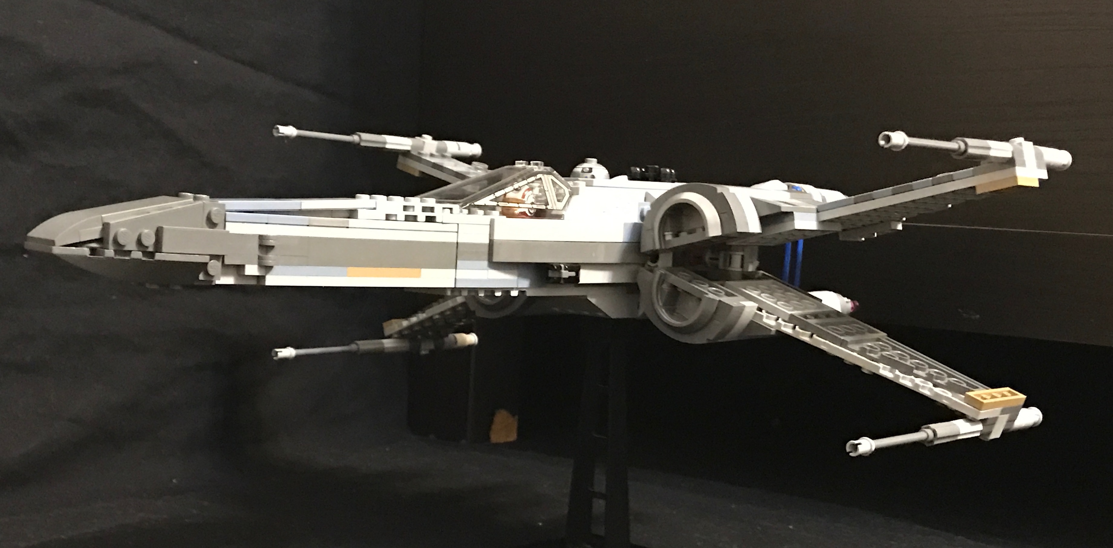 grey_04.jpg