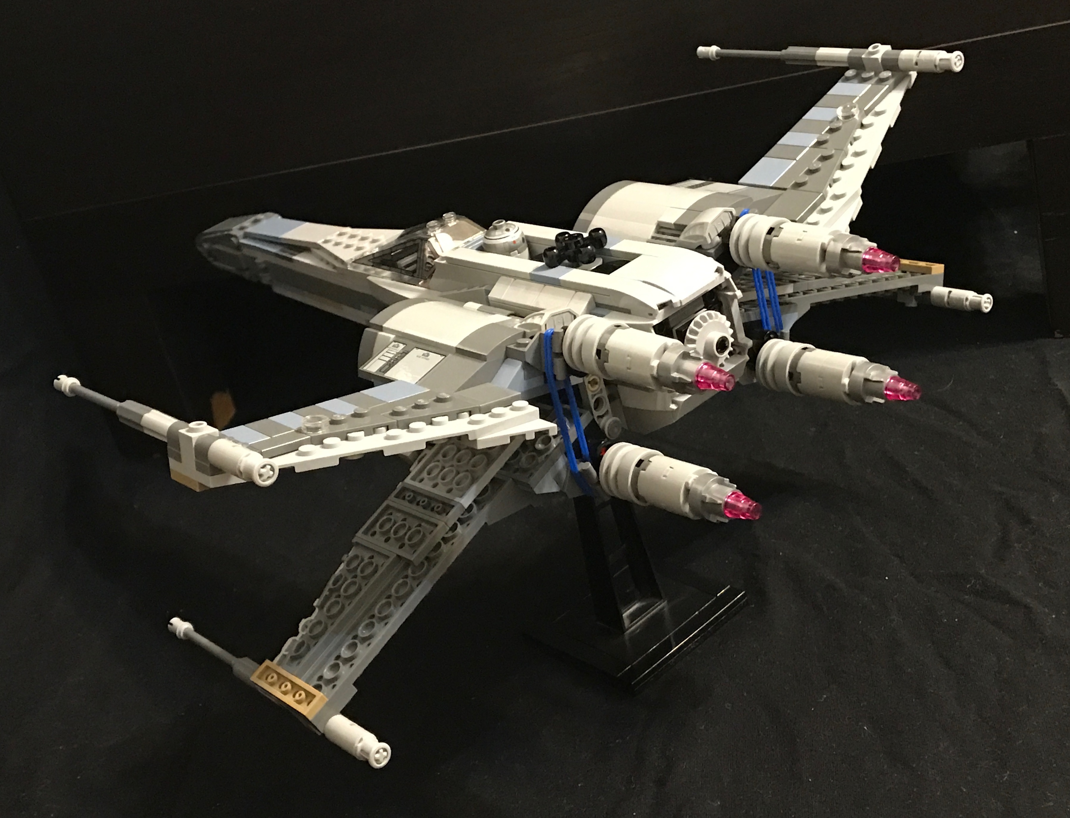 grey_06.jpg