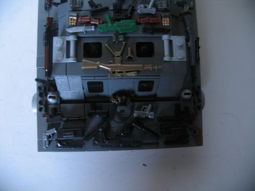 guns_on_amtrack_03.jpg