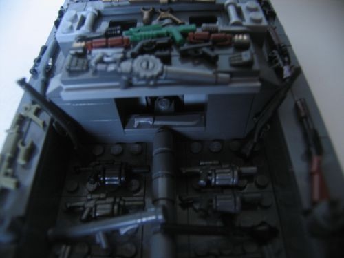 guns_on_amtrack_06.jpg